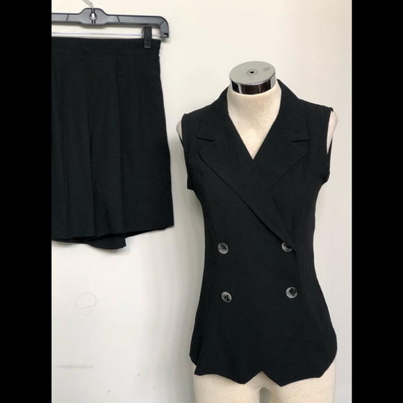 Vintage 2 Piece Shorts Double Breasted Sleeveless Suit